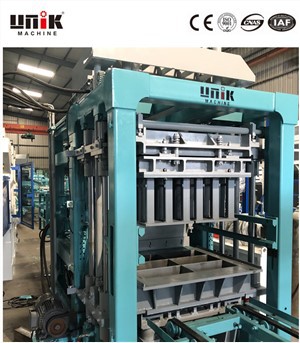 सिमेंट ब्लॉक तयार करणे उत्पादन लाइन